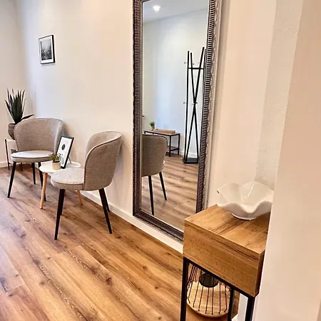 Mittwald Star - Garten Eingezaeunt, Terasse, Familie, Hund Espelkamp-Mittwald