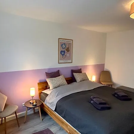 Mittwald Star - Garten Eingezaeunt, Terasse, Familie, Hund * Espelkamp-Mittwald