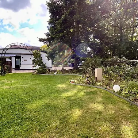 Mittwald Star - Garten Eingezaeunt, Terasse, Familie, Hund Espelkamp-Mittwald