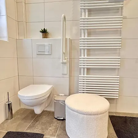 Mittwald Star - Garten Eingezaeunt, Terasse, Familie, Hund Сasa de vacaciones Espelkamp-Mittwald