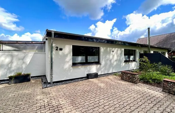 Mittwald Star - Garten Eingezaeunt, Terasse, Familie, Hund Espelkamp-Mittwald