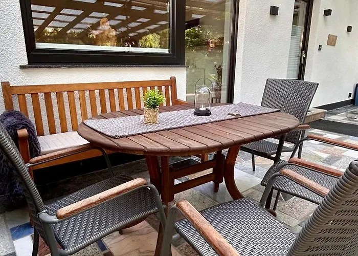 Mittwald Star - Garten Eingezaeunt, Terasse, Familie, Hund Dom wakacyjny