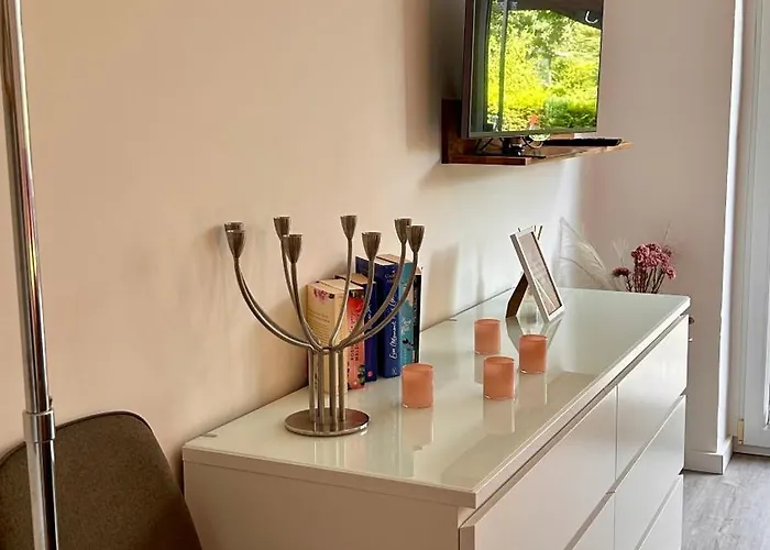 Mittwald Star - Garten Eingezaeunt, Terasse, Familie, Hund * Espelkamp-Mittwald